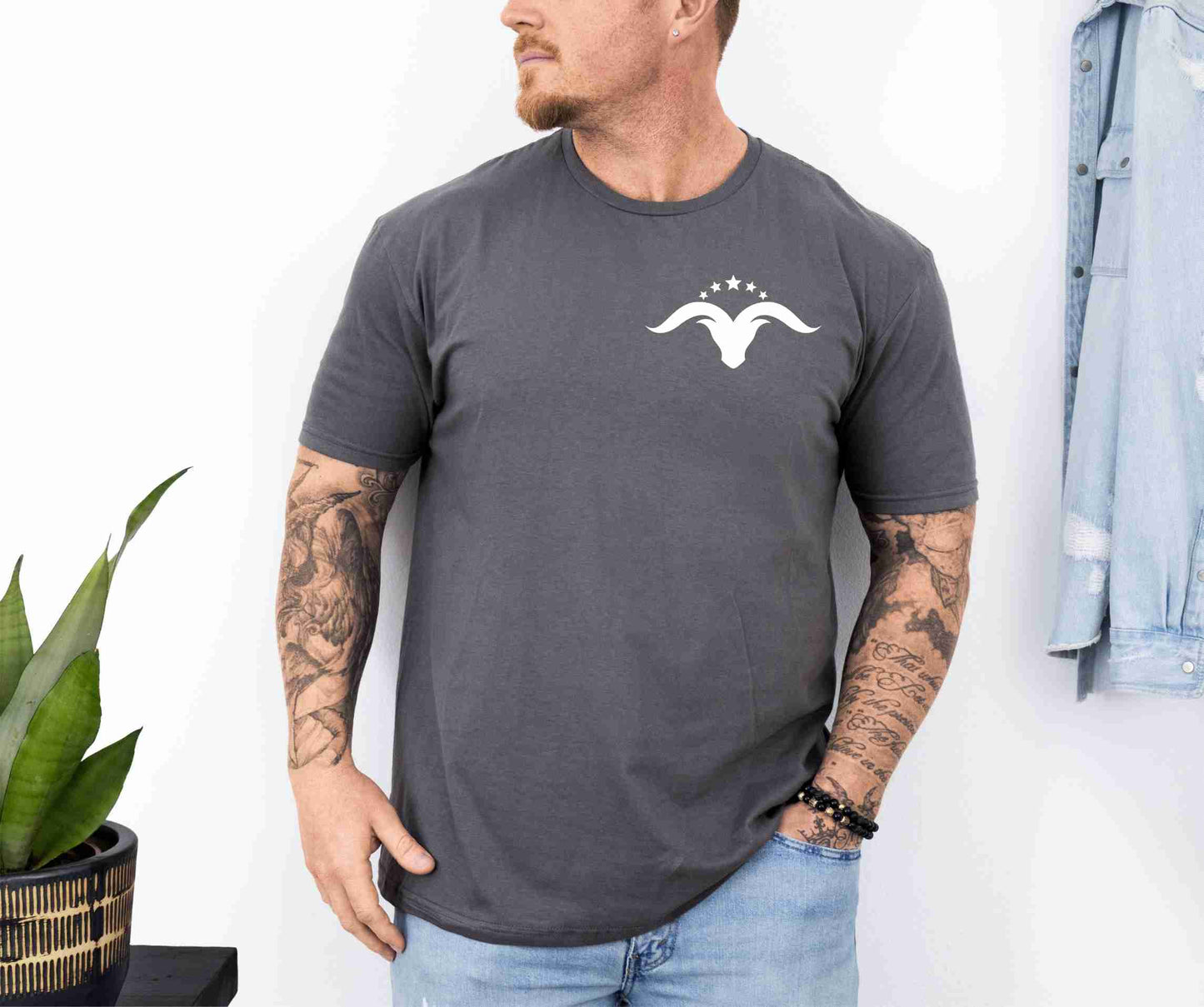 Star-Crowned ✨ T-Shirt [Unisex]