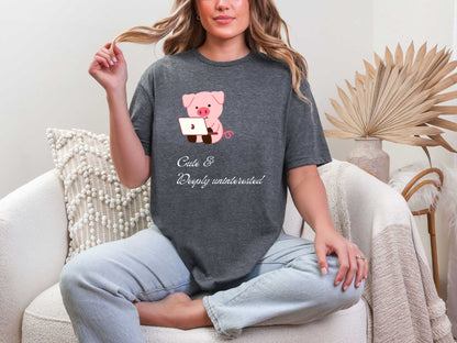 Cute & deeply uninterested T-Shirt [Unisex]