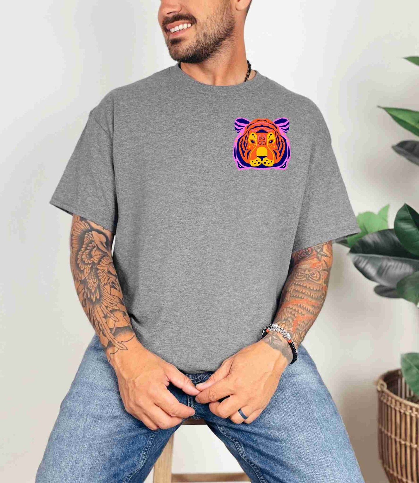 Neon Bolt 🐯 T-Shirt [Unisex]